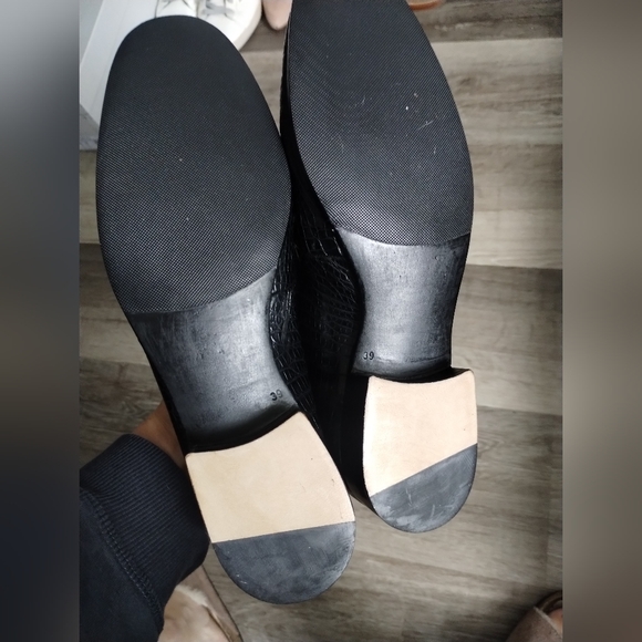 Barneys New York Black Crocodile Pattern Loafers 8.5 - Picture 5 of 8